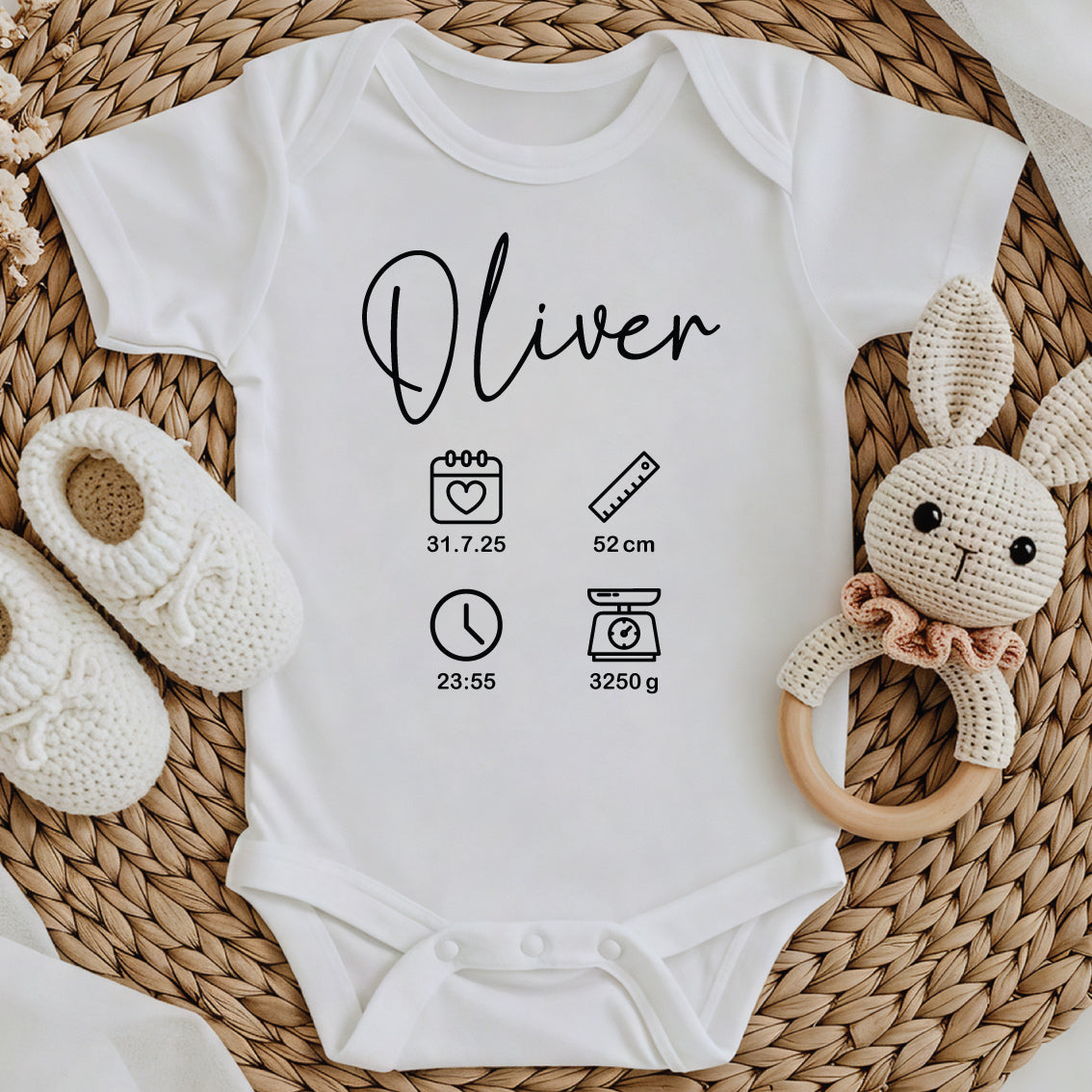 Personalizirani bodi za novorojenčka z rojstnimi podatki